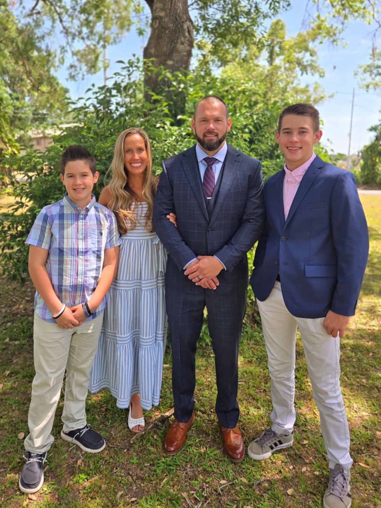 Family Photo, Outside Sunny, Trees, Florida